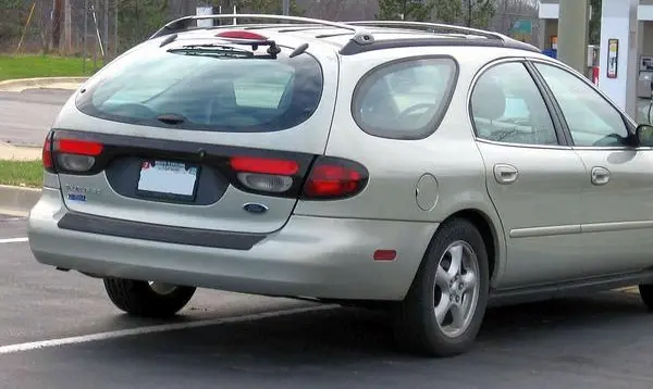 Ford Taurus IV Station Wagon-0