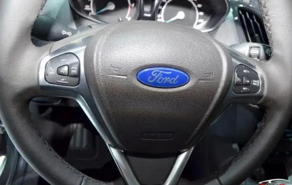 Ford Tourneo Courier I (facelift 2017)-4
