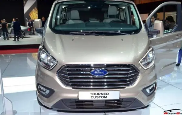 Ford Tourneo Custom I (facelift 2018) L1