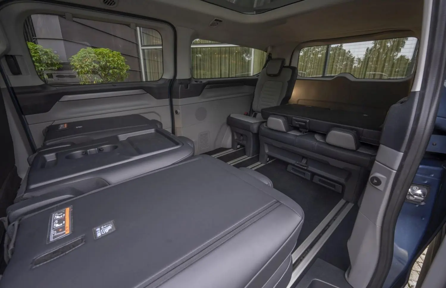 Ford Tourneo Custom II L2-8