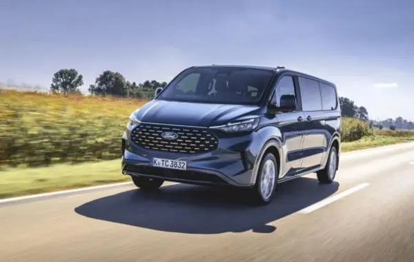 Ford Tourneo Custom II L2