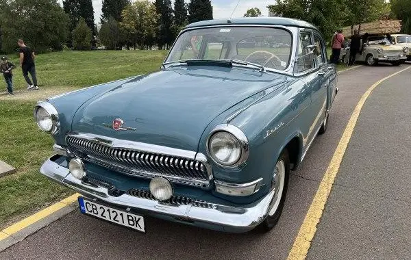 GAZ 21