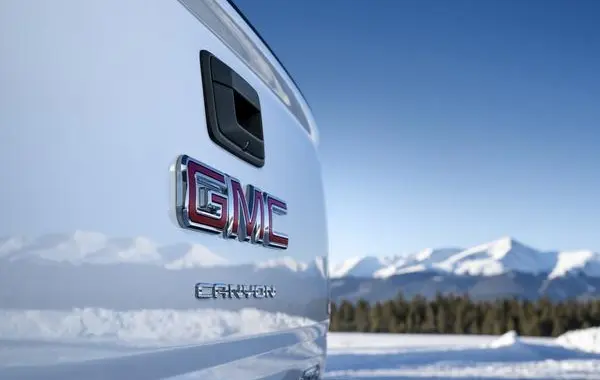 GMC Canyon II (facelift 2021) Crew cab-4