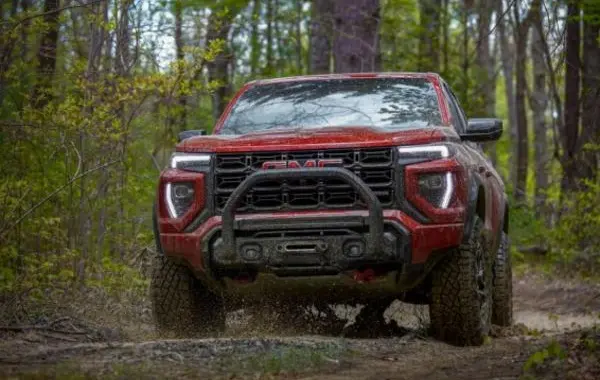 GMC Canyon III Crew Cab-5