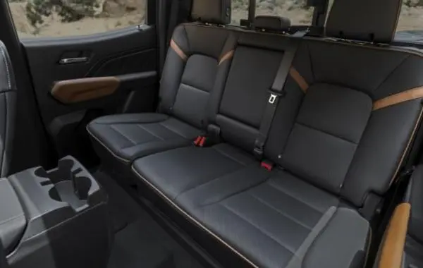 GMC Canyon III Crew Cab-0