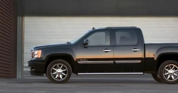GMC Sierra 1500 III (GMT900) Crew Cab Short Box