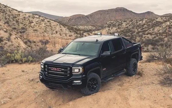 GMC Sierra 1500 IV (GMTK2XX, facelift 2016) Crew Cab Short Box-5