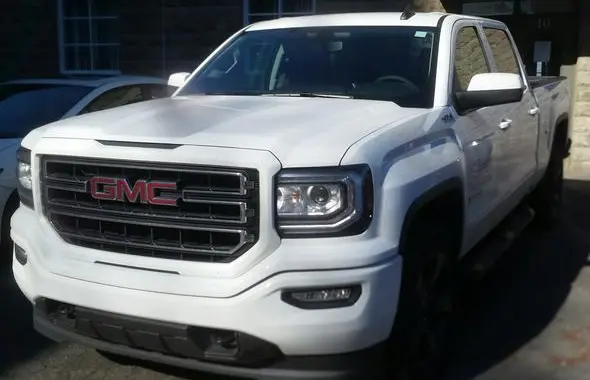 GMC Sierra 1500 IV (GMTK2XX, facelift 2016) Crew Cab Standard Box-1