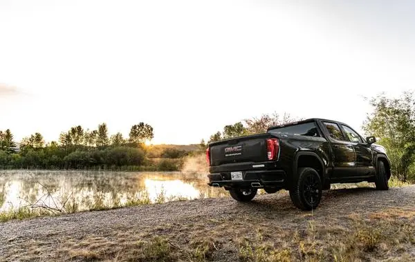 GMC Sierra 1500 V (GMTT1XX) Crew Cab Short Box-0