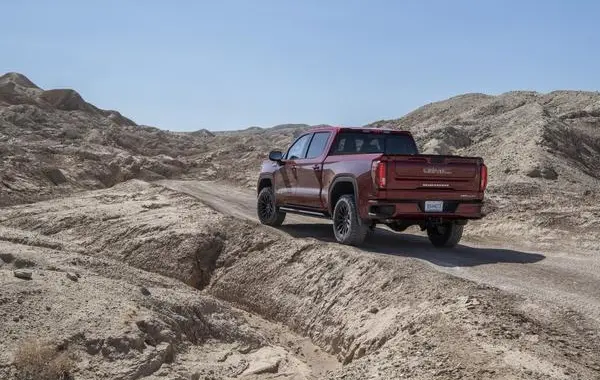 GMC Sierra 1500 V (GMTT1XX, facelift 2022) Crew Cab Short Box-5