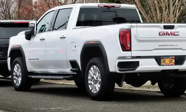 GMC Sierra 2500HD V (GMTT1XX) Crew Cab Standard Bed-7