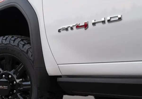 GMC Sierra 2500HD V (GMTT1XX, facelift 2024) Crew Cab Standard Bed-0