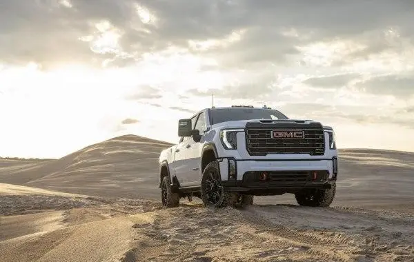 GMC Sierra 2500HD V (GMTT1XX, facelift 2024) Crew Cab Standard Bed