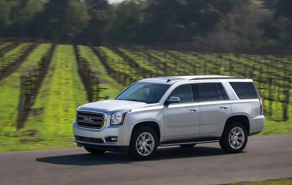 GMC Yukon IV-8