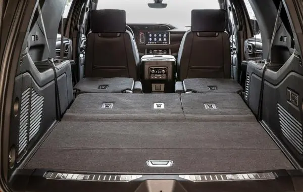 GMC Yukon XL V-6
