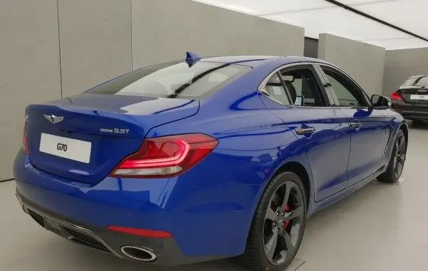 Genesis G70-3