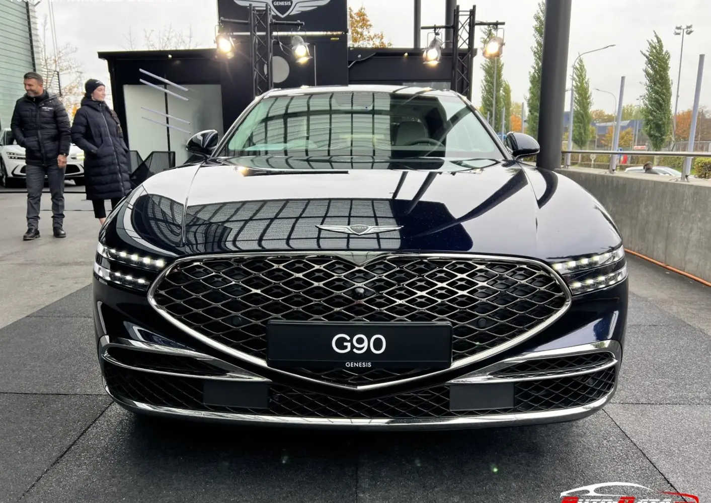 Genesis G90 II LWB-22