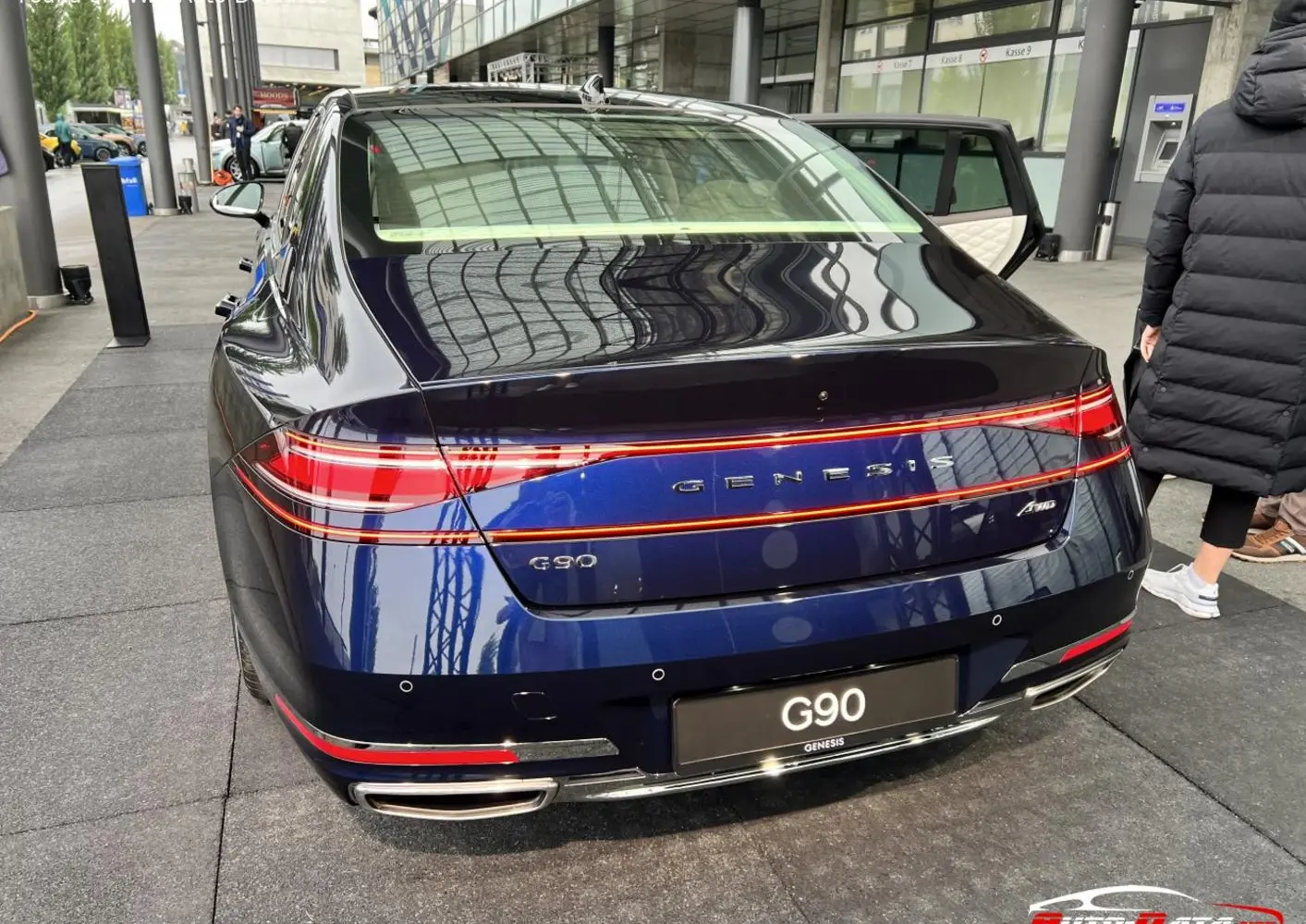 Genesis G90 II LWB-18