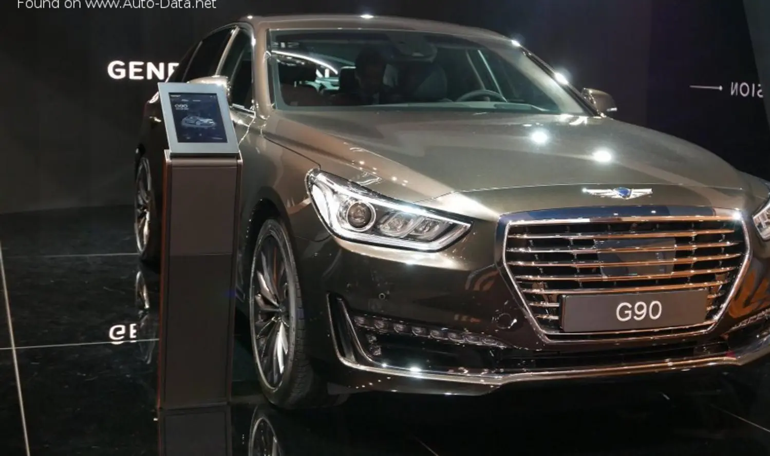 Genesis G90/EQ900 I-0