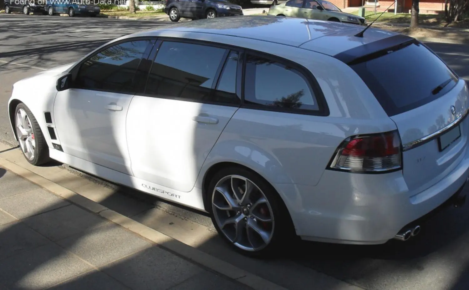 HSV Clubsport Tourer (VE)-4