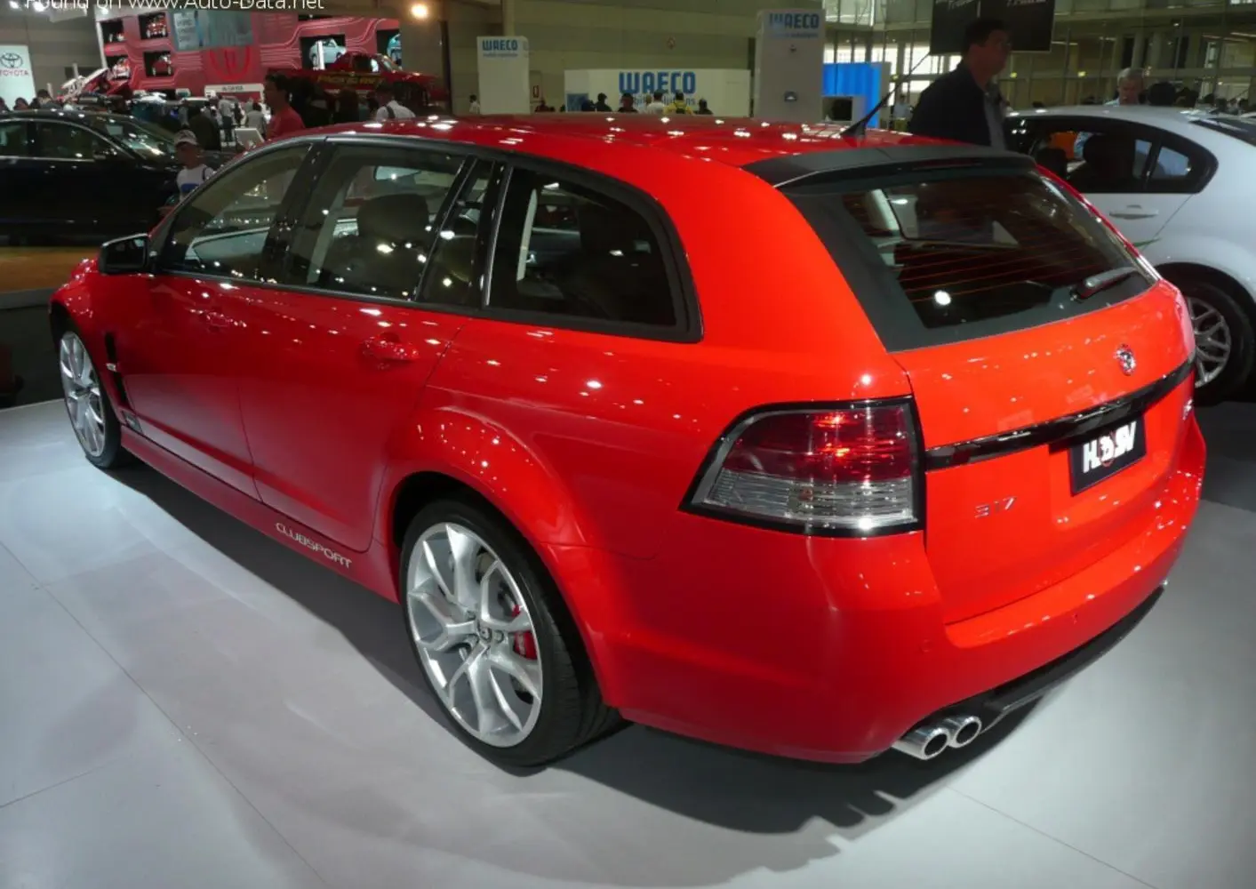 HSV Clubsport Tourer (VE)-1