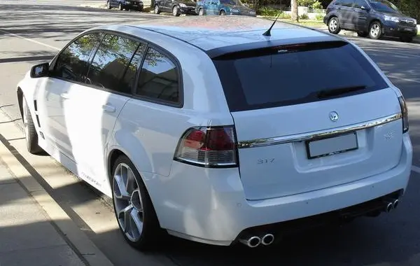 HSV Clubsport (VE)-8
