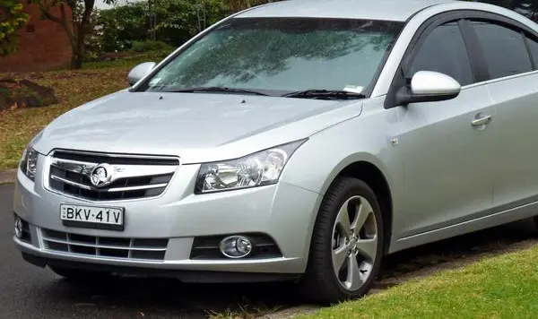 Holden Cruze Sedan (JG)-4