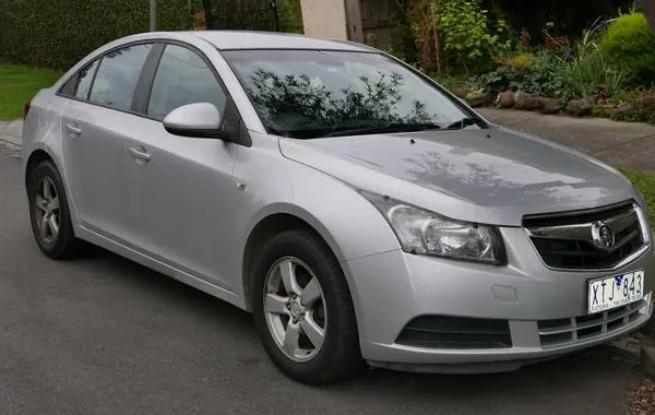 Holden Cruze Sedan (JG)-2