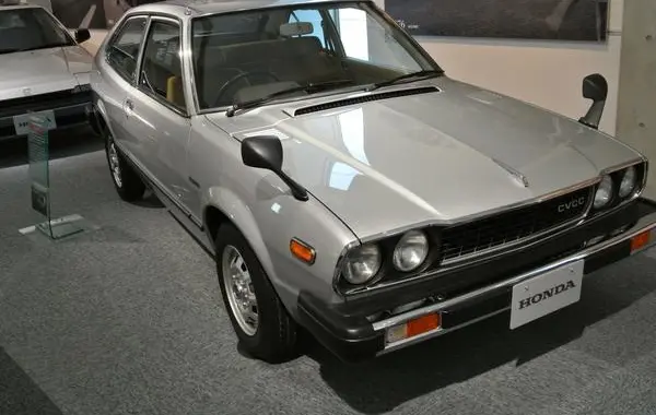 Honda Accord I Hatchback (SJ,SY)-1