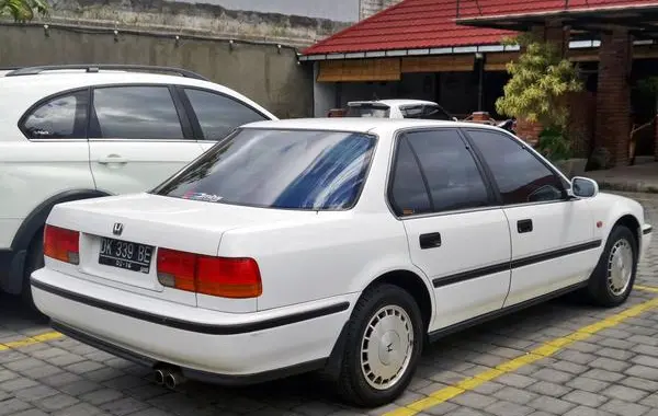 Honda Accord IV (CB3,CB7)-2
