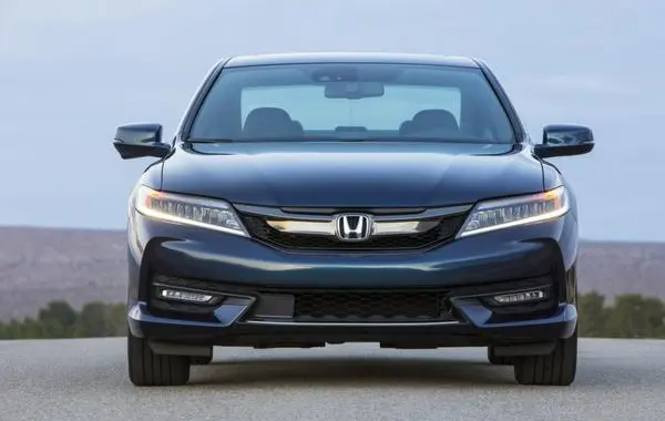 Honda Accord IX Coupe (facelift 2015)-1