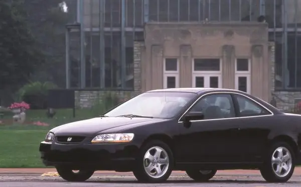 Honda Accord VI Coupe