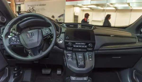 Honda CR-V V (facelift 2019)-9