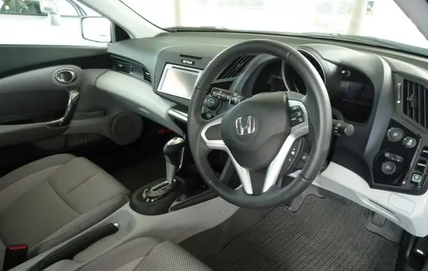 Honda CR-Z-4