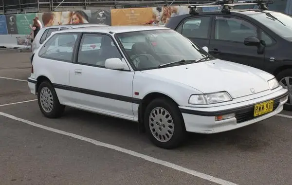 Honda Civic IV Hatchback-1