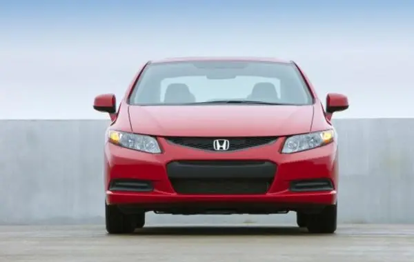 Honda Civic IX Coupe-5