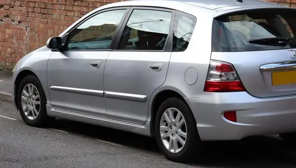 Honda Civic VII Hatchback 5D-0