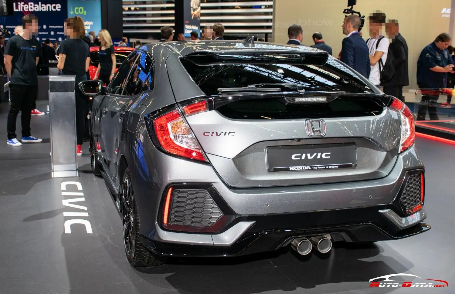 Honda Civic X Hatchback-7