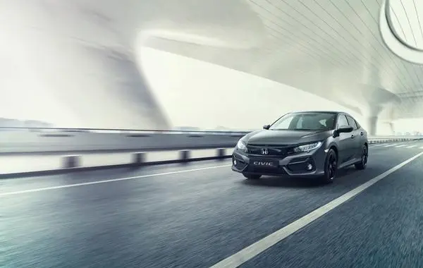 Honda Civic X Hatchback (facelift 2019)-6