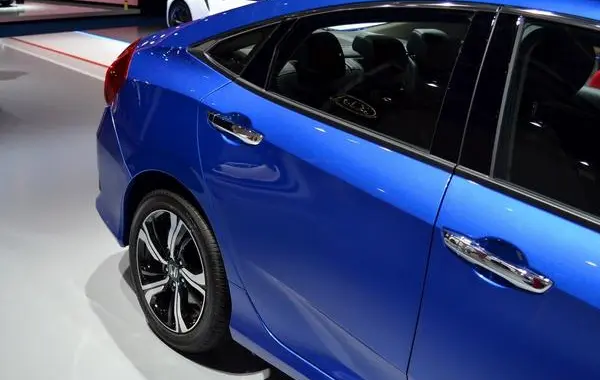 Honda Civic X Sedan-5