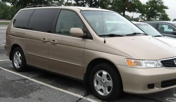 Honda Odyssey II-1