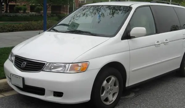 Honda Odyssey II-0
