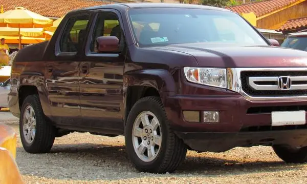 Honda Ridgeline I (facelift 2009)-1