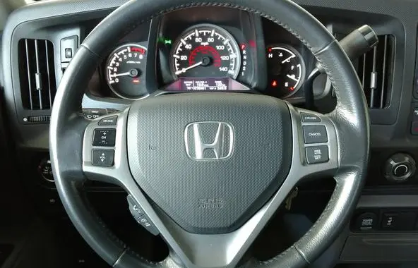 Honda Ridgeline I (facelift 2009)-0
