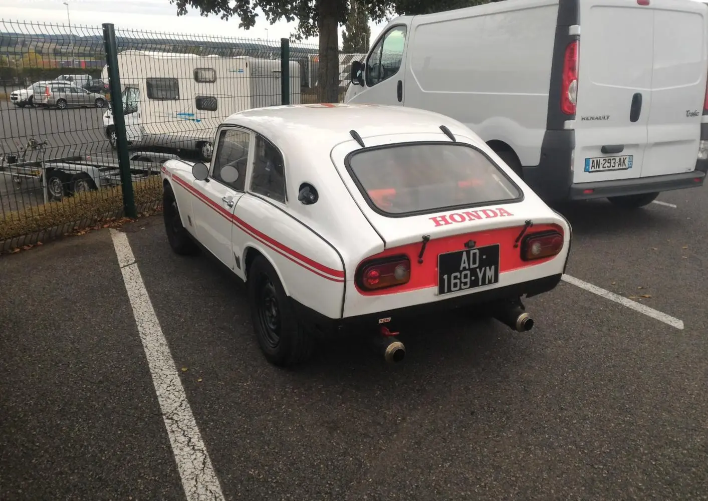 Honda S600 Coupe-3