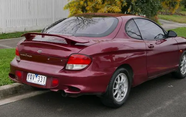 Hyundai Coupe I (RD2, facelift 1999)-1