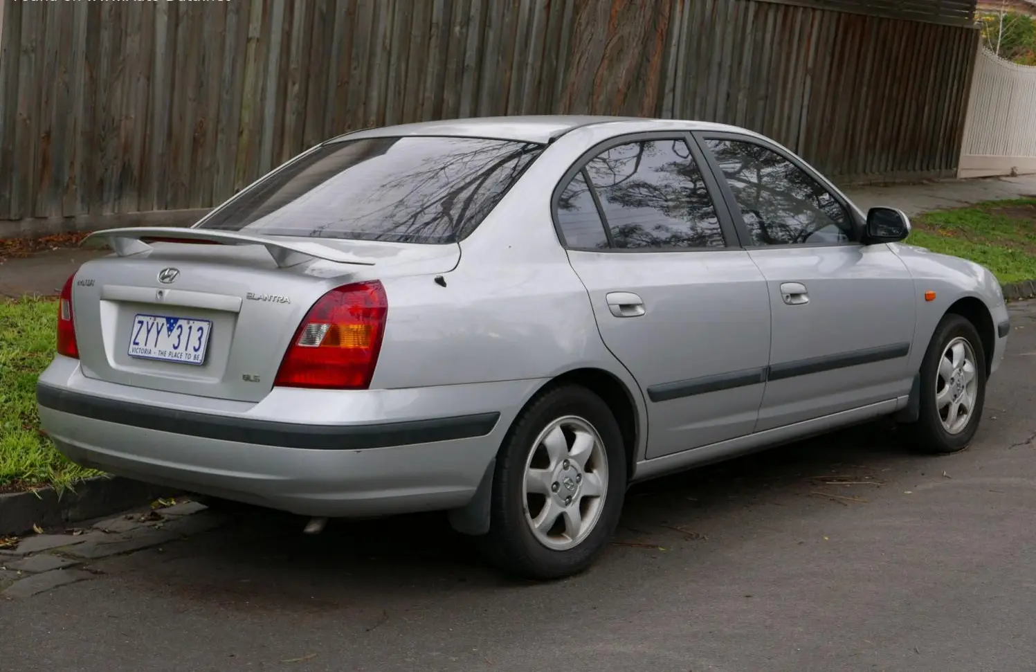 Hyundai Elantra III-0