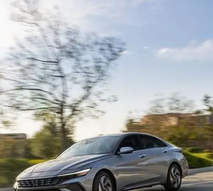Hyundai Elantra VII (CN7, facelift 2023)-5