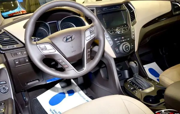 Hyundai Grand Santa Fe (NC)-6