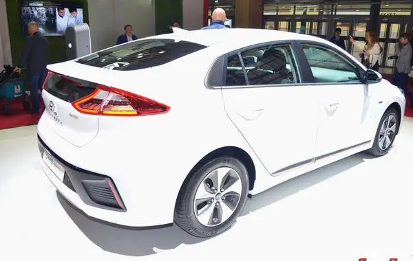Hyundai IONIQ-6